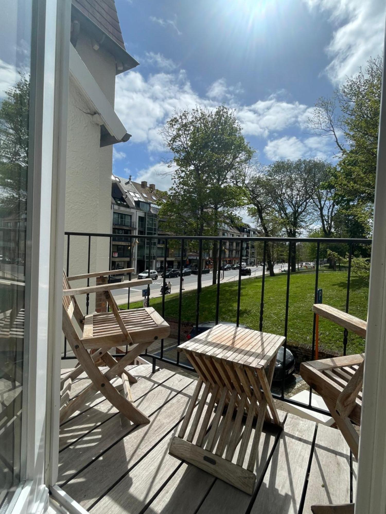 Mon Nid Apartamento De Panne Exterior foto